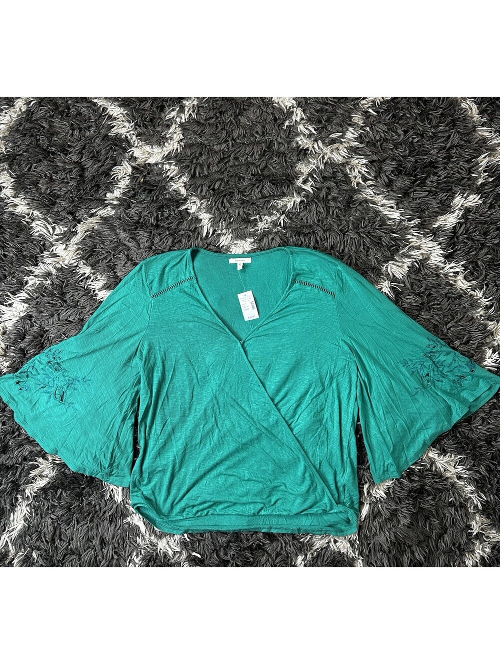 NWT Maurices Womens Large Teal Green Bell Sleeve Embroidered Faux Wrap Top